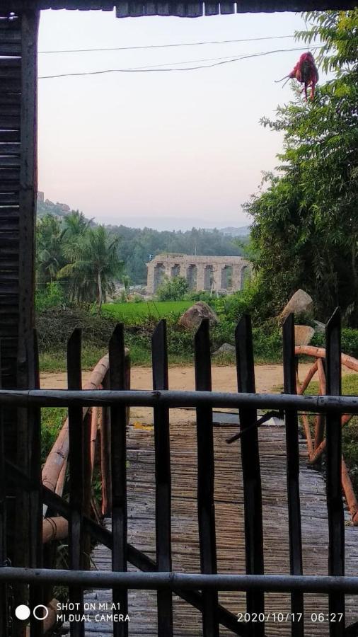 Om Shanti Om Homestay Hampi Εξωτερικό φωτογραφία