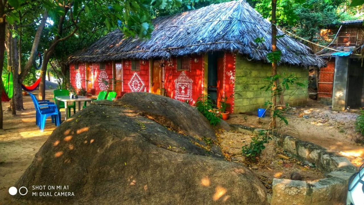 Om Shanti Om Homestay Hampi Εξωτερικό φωτογραφία