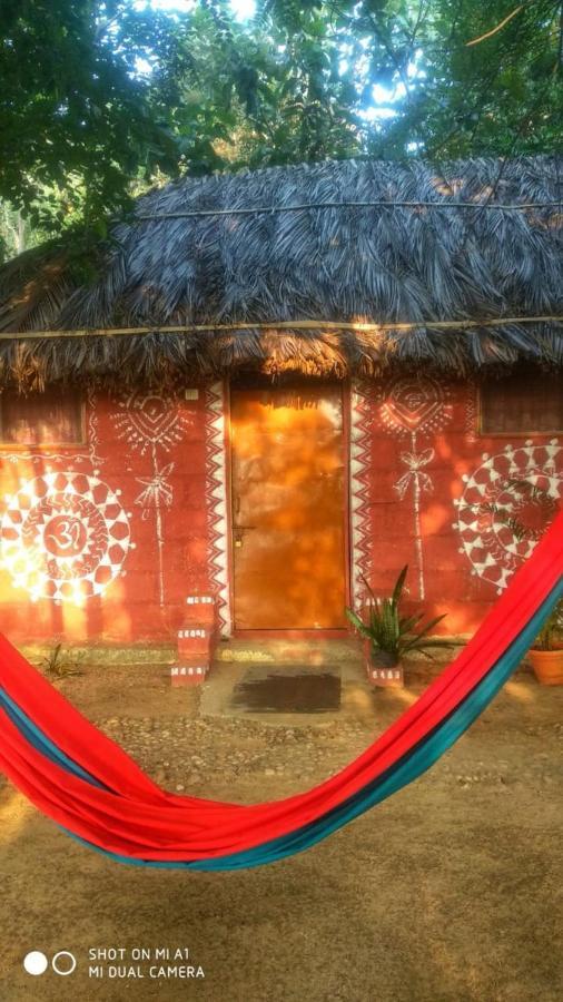Om Shanti Om Homestay Hampi Εξωτερικό φωτογραφία