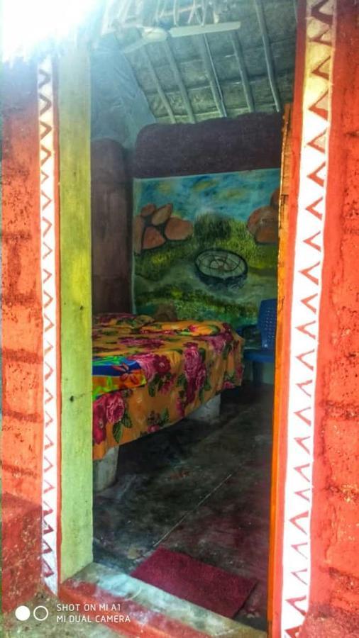 Om Shanti Om Homestay Hampi Εξωτερικό φωτογραφία